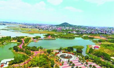  生态水系治理中建成的土海湿地公园